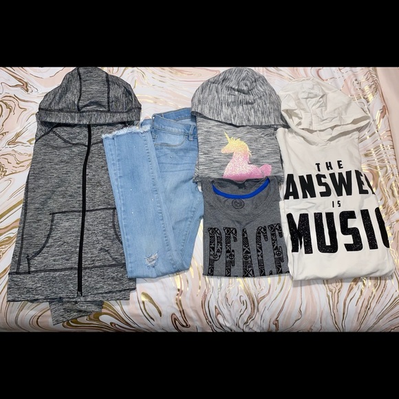 🎀 girl’s clothes bundle - Picture 1 of 6